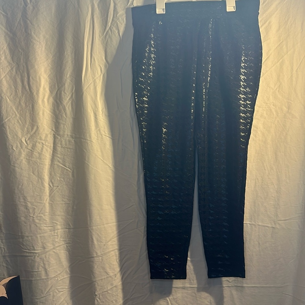 Black leggings